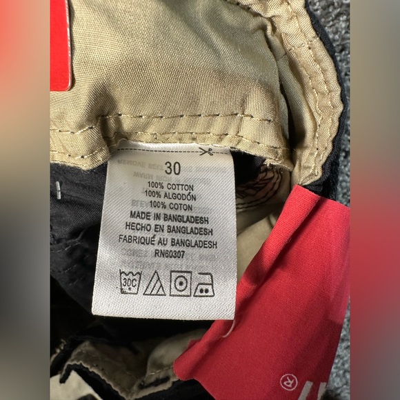 NWT Unionbay Men's Cordova Belted Messenger Cargo Short Size 30 - Picture 6 of 7